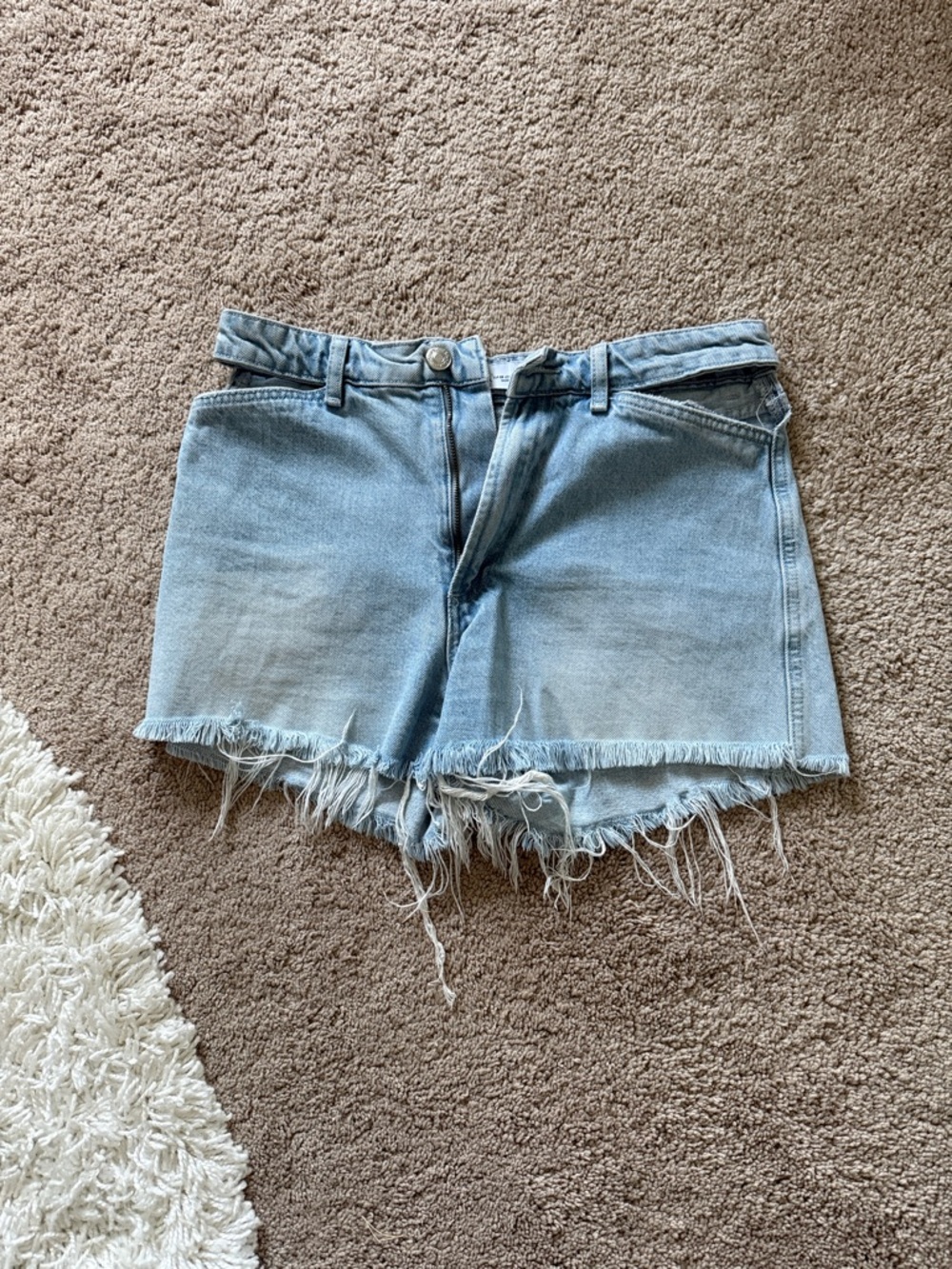 Light Wash Frayed Hem Women's Denim Shorts